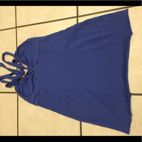 Blue tank top - Picture 2 of 7